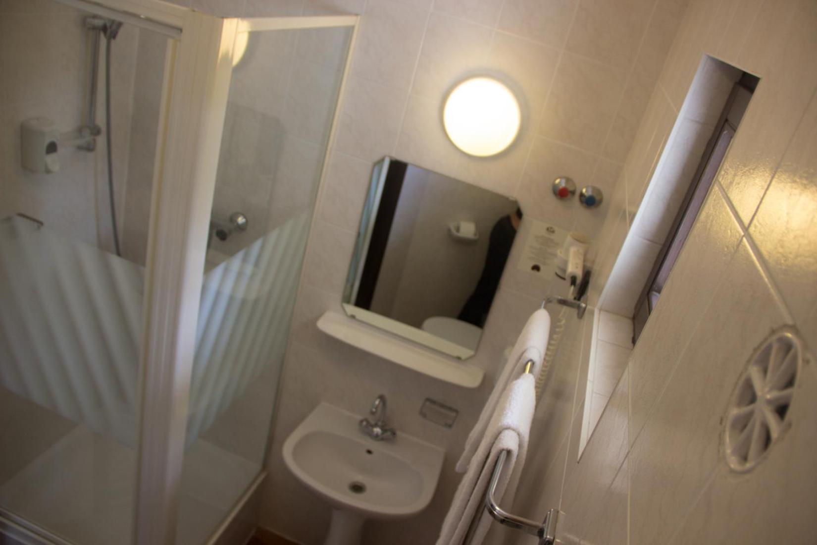 Hotel Molnar Budapest Exteriör bild