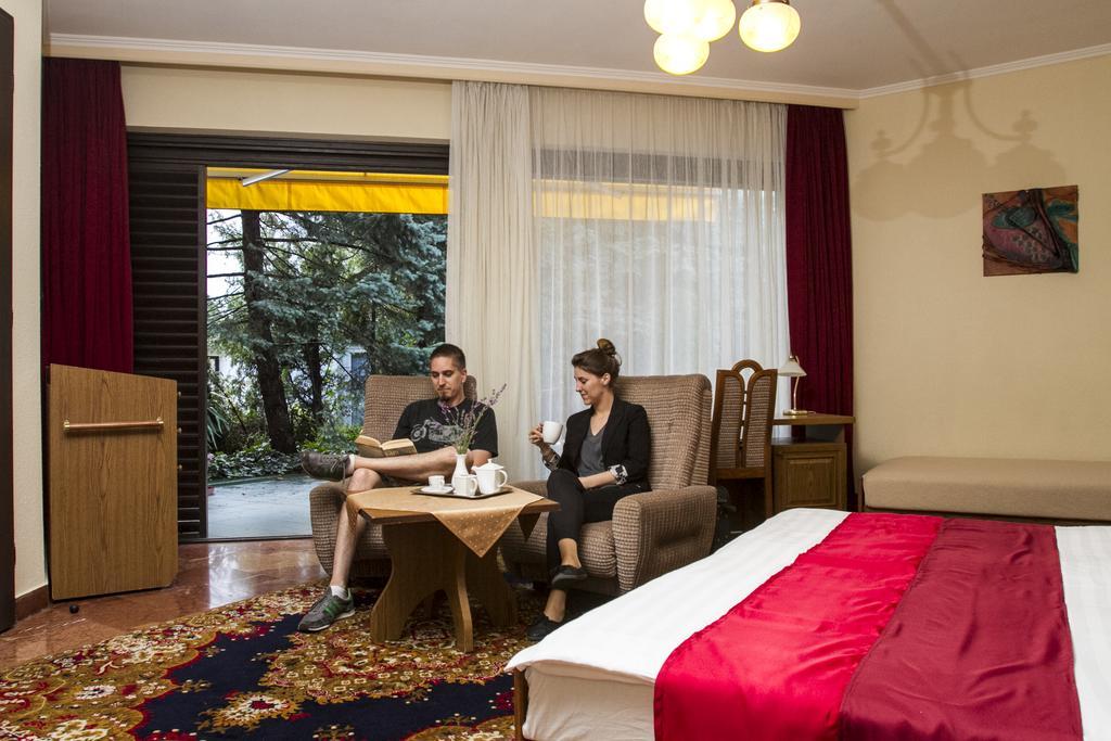 Hotel Molnar Budapest Exteriör bild